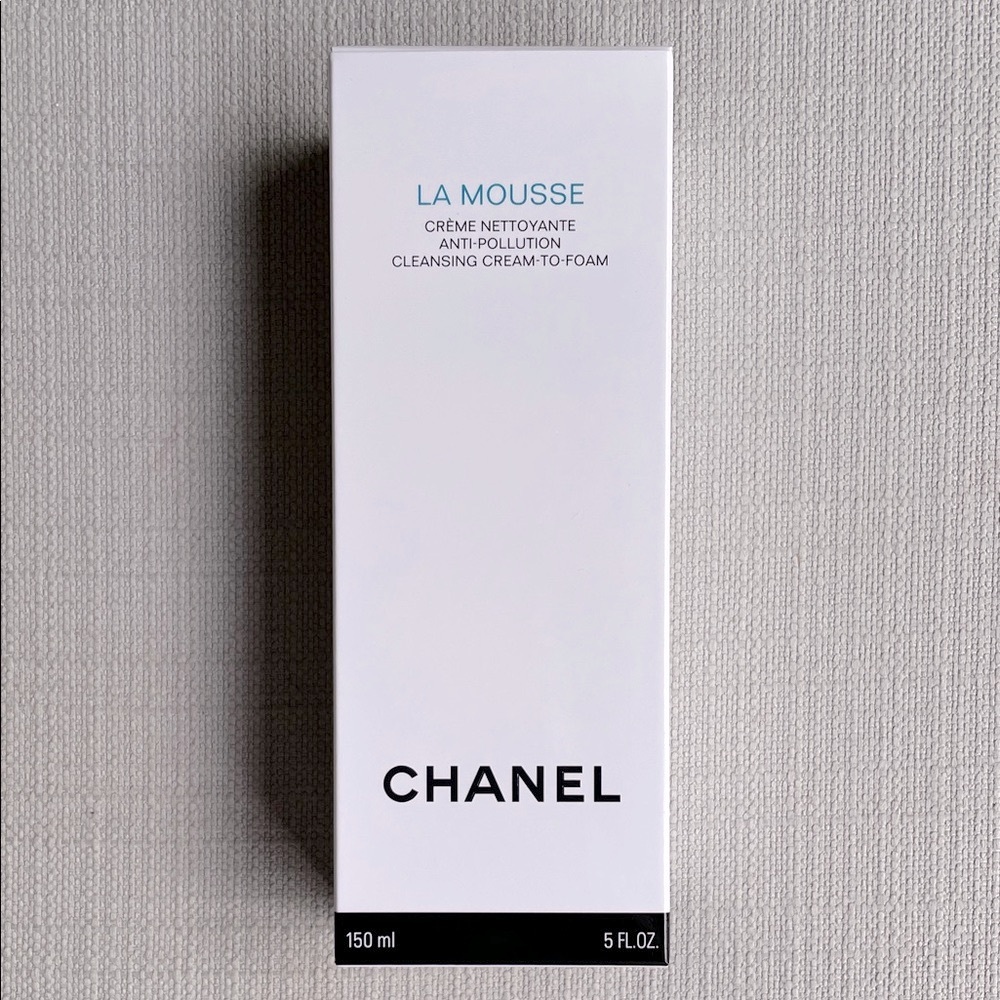 CHANEL LA MOUSSE Camellia Cleansing Cream-to-Foam